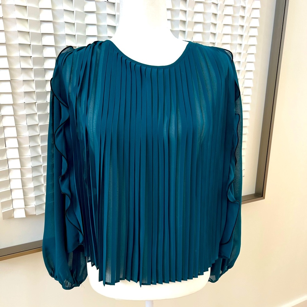 Zara NWOT Turquoise Chiffon Blouse